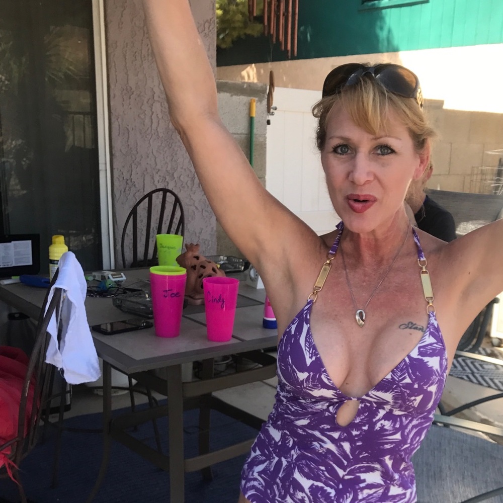 Meet your Posher, Cindy